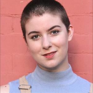 Meet your Posher, Olivia